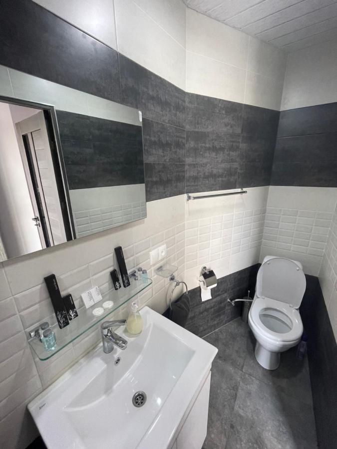 Comfortable Apartment Комфортные Апартаменты Self Check In Yerevan Bagian luar foto